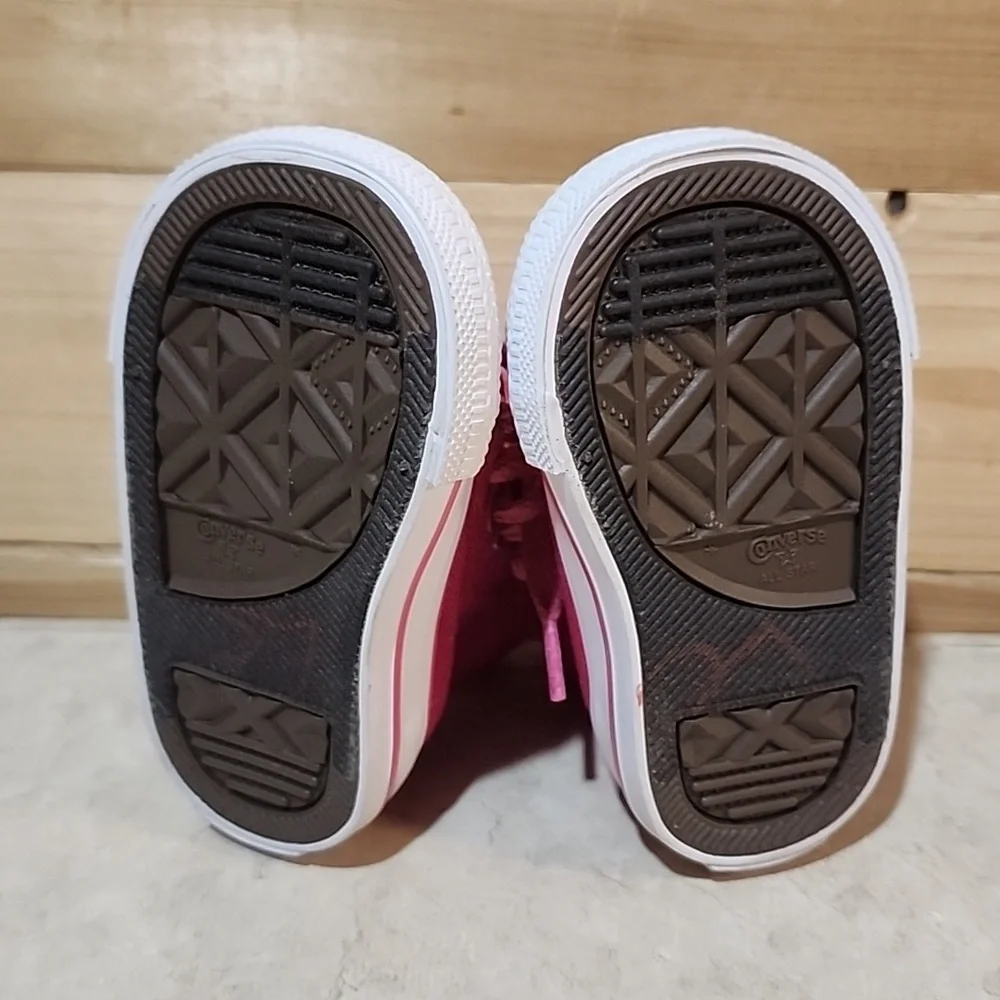 Toddlers Converse Sneakers size 3t